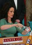 Pressekonferenz Andie MacDowell - Lugner City - Mi 18.02.2004 - 36