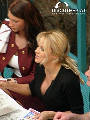 Pamela Anderson Autogrammstunde - Lugner City - Do 27.02.2003 - 104