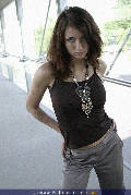 Fotoshooting Alicia - Vienna (outside) - Do 29.04.2004 - 53