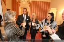 Katie Price - Hofreitschule - Mi 10.02.2010 - 19