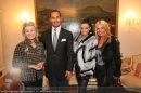 Katie Price - Hofreitschule - Mi 10.02.2010 - 3