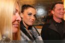 Katie Price - Hofreitschule - Mi 10.02.2010 - 5