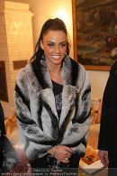 Katie Price - Hofreitschule - Mi 10.02.2010 - 6