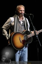 Kevin Costner live - Stadthalle - Fr 19.03.2010 - 32