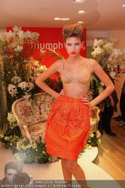 Modenschau - Triumph Store - Di 01.03.2011 - 19