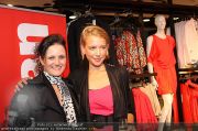 Shopping Night - Vero Moda Store - Do 05.05.2011 - 12