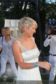 Glamour in White - Maria Loretto - Fr 22.07.2011 - 28