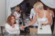 Glamour in White - Maria Loretto - Fr 22.07.2011 - 61