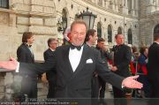 Romy Gala - Red Carpet - Hofburg - Sa 16.04.2011 - 19