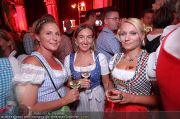 Almdudler Ball 2 - Rathaus - Fr 23.09.2011 - 50