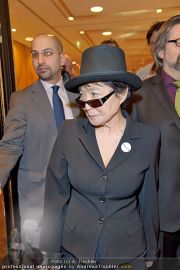 Yoko Ono PK - Hotel Sacher - Fr 02.03.2012 - 10