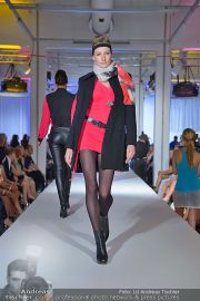 Jones Fashionshow - MGC Messe - Mo 10.09.2012 - 13