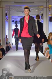 Jones Fashionshow - MGC Messe - Mo 10.09.2012 - 14