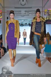 Jones Fashionshow - MGC Messe - Mo 10.09.2012 - 17