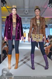 Jones Fashionshow - MGC Messe - Mo 10.09.2012 - 19