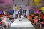 Jones Fashionshow - MGC Messe - Mo 10.09.2012 - 42