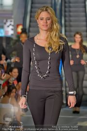 Mode mit 4 ANTM - Columbus Center - Fr 05.10.2012 - 17