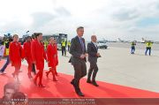 Lifeball Flieger 1 - Flughafen - Fr 24.05.2013 - 28