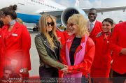 Lifeball Flieger 1 - Flughafen - Fr 24.05.2013 - 42