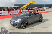 Lifeball Flieger 1 - Flughafen - Fr 24.05.2013 - 5