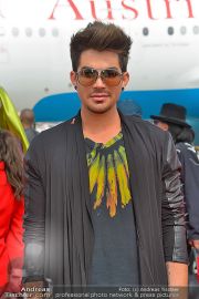 Lifeball Flieger 1 - Flughafen - Fr 24.05.2013 - 76