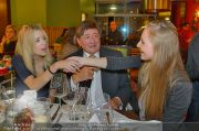 Lugners Geburtstag - Lugner City - Fr 11.10.2013 - 104