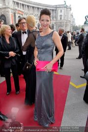 Romy - Red Carpet - Hofburg - Sa 20.04.2013 - 53