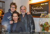 Opening - Stadtgasthaus Huth - Mi 19.02.2014 - Brigitte KARNER, Peter SIMONISCHEK mit Sohn Peter15