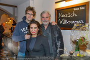 Opening - Stadtgasthaus Huth - Mi 19.02.2014 - Brigitte KARNER, Peter SIMONISCHEK mit Sohn Peter16