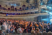 Premiere ´Besuch der alten Dame´ - Ronacher - Mi 19.02.2014 - Publikum, Zuschauer, Gste52