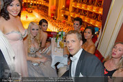 Opernball 2014 - das Fest - Staatsoper - Do 27.02.2014 - Oliver POCHER, Crazy Cathy SCHMITZ, Kim KARDASHIAN, Kris JENNER3