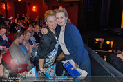 Mamma Mia Premiere - Raimund Theater - Di 18.03.2014 - Kathi Katharina STRAER STRASSER (schwanger), Petra VON MORZE64