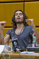 Russell Brand Vortrag - UNO City - Di 18.03.2014 - Russell BRAND26