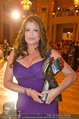 Dancer against Cancer - Hofburg - Sa 05.04.2014 - Kelly LEBROCK mit DAC-Award172