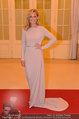 Romy Gala - red carpet - Hofburg - Sa 26.04.2014 - Helene FISCHER109