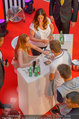 Lindsey Lohan PK und Autogrammstunde - PlusCity Linz - Sa 26.07.2014 - Lindsey LOHAN104