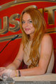 Lindsey Lohan PK und Autogrammstunde - PlusCity Linz - Sa 26.07.2014 - Lindsey LOHAN30