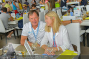 Beachvolleyball VIPs - Centrecourt Klagenfurt - So 03.08.2014 - Franz KLAMMER mit Ehefrau Eva5