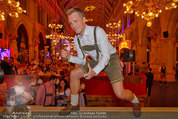 Almdudler Trachtenpärchenball - Rathaus - Fr 19.09.2014 - Oliver POCHER173