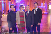 PK zum Silvesterball - Hofburg - Mi 15.10.2014 - Lukas GAUDERNACK, Juliette MARS, Vinzenz PRAXMARER, FISCHERAUER27