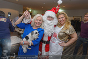 Promi Keksbacken - Parkhotel Schönbrunn - Di 02.12.2014 - Brigitte KREN, Susanna HIRSCHLER mit Weihnachtsmann44