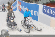 Snow Mobile Tag 3 - Saalbach - So 07.12.2014 -  Esteban GUTIERREZ, Mika HKKINEN112