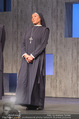 Premiere ´Zweifel´ - Stadttheater Walfischgasse - Mi 14.01.2015 - Anita AMMERSFELD als Nonne (Bhnenfoto)5