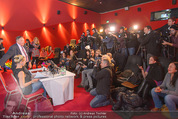 Lugner Opernball PK - Lugner KinoCity - Do 15.01.2015 - Medienrummel, Journalisten, Kameras, Presse um Richard LUGNER12