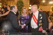 Opernball 2015 - Feststiege - Wiener Staatsoper - Do 12.02.2015 - Michael HUPL mit Ehefrau Barbara, Dominique MEYER121