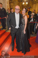 Opernball 2015 - Feststiege - Wiener Staatsoper - Do 12.02.2015 - DJ TZI Gerry FRIEDLE mit Ehefrau Sonja125