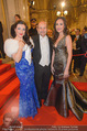 Opernball 2015 - Feststiege - Wiener Staatsoper - Do 12.02.2015 - Olga BEZSMERTNA, Aida GARIFULLINA, Dominique MEYER26