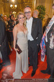 Opernball 2015 - Feststiege - Wiener Staatsoper - Do 12.02.2015 - Jrgen PEINDL mit Freundin Nadja66