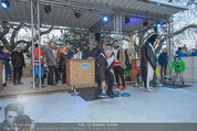 Promi Eisstockschießen - Rathausplatz - Mo 23.02.2015 - 20
