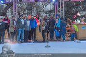 Promi Eisstockschießen - Rathausplatz - Mo 23.02.2015 - 36